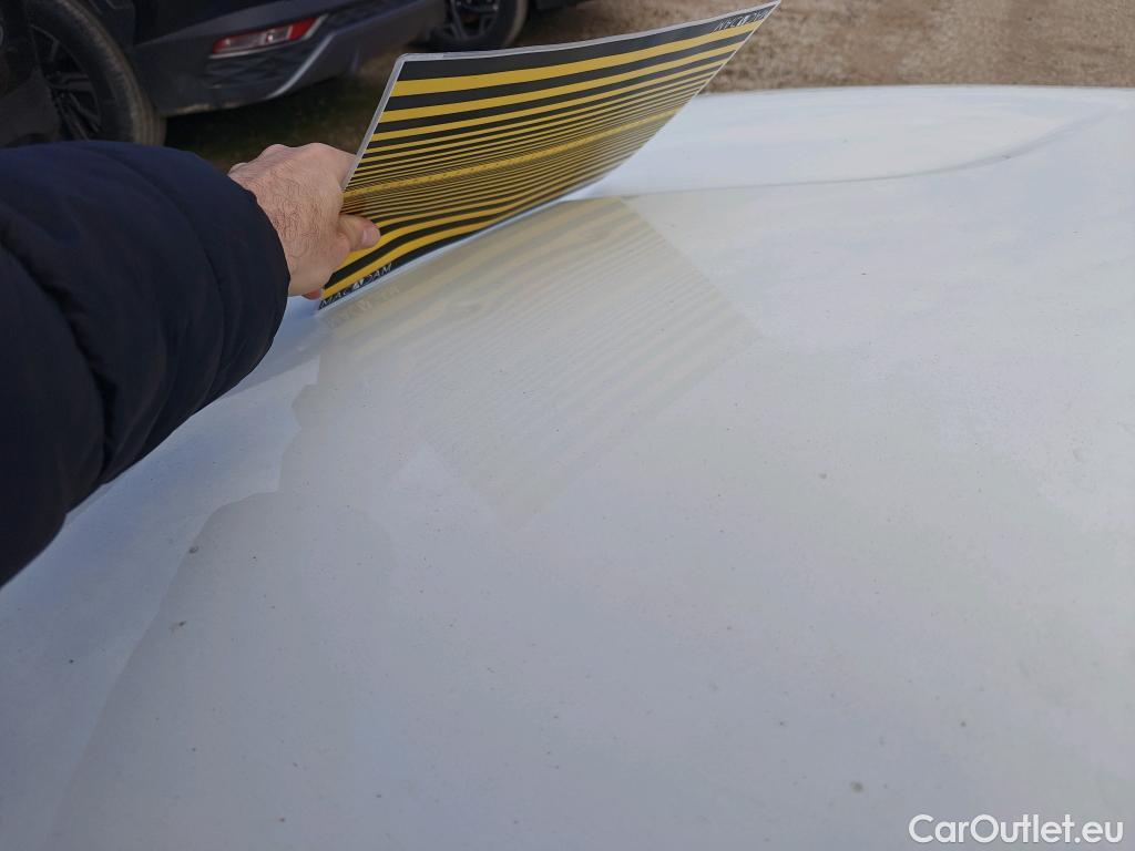  KIA  Niro KIA  / 2019 / 5P / crossover 1.6 GDi HEV 104kW (141CV) Drive #12