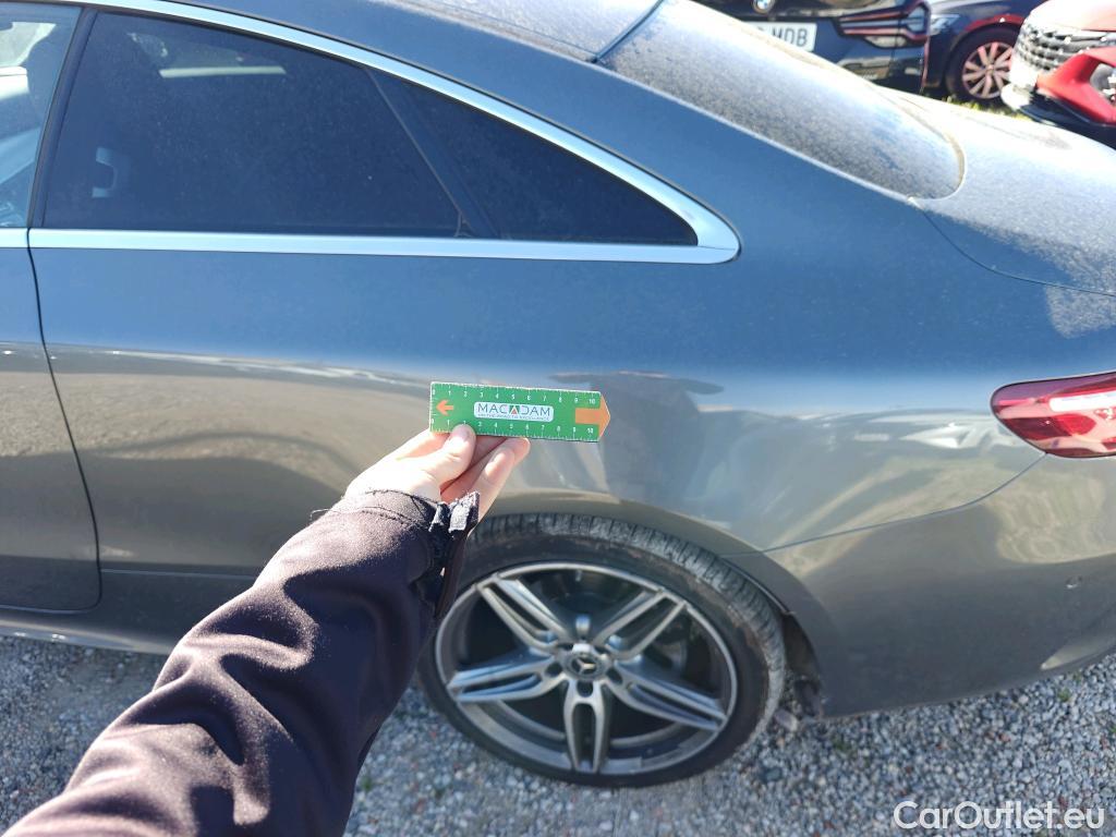  Mercedes  E-Klasse MERCEDES-BENZ Clase E / 2016 / 2P / coupé Coupé E 220 d #24