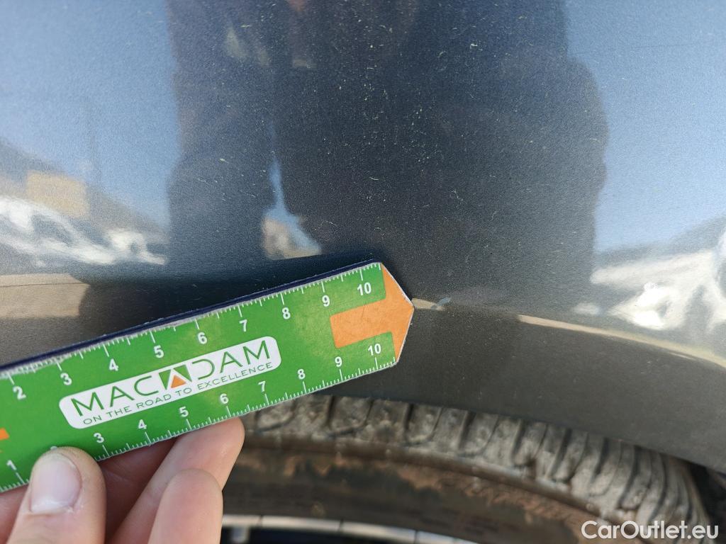  Mercedes  E-Klasse MERCEDES-BENZ Clase E / 2016 / 2P / coupé Coupé E 220 d #25