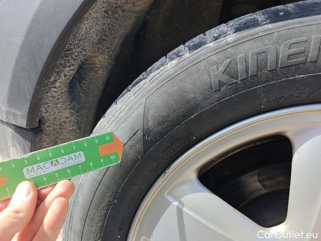  Mini  Cooper MINI MINI / 2014 / 5P / berlina con portón ONE 5 PUERTAS #55