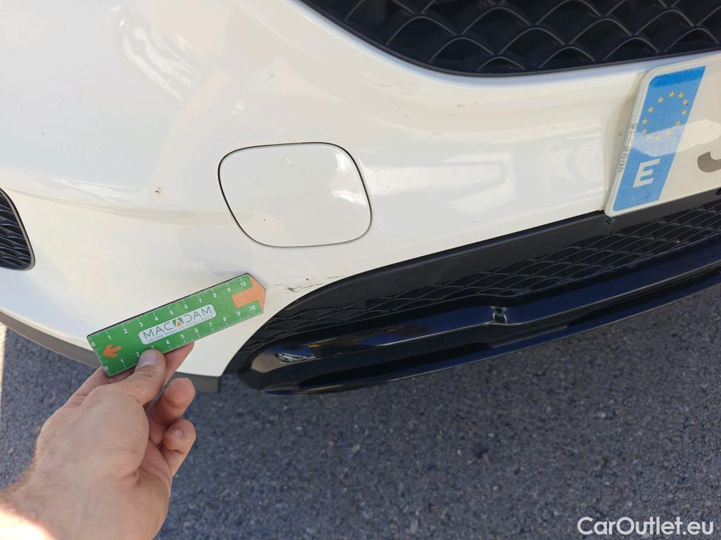  Mercedes  GLB MERCEDES-BENZ  / 2019 / 5P / todoterreno 2.0  200 D DCT 110KW (150CV) #33