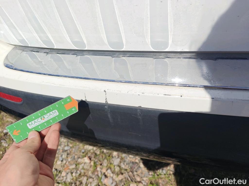  Mercedes  GLB MERCEDES-BENZ  / 2019 / 5P / todoterreno 2.0  200 D DCT 110KW (150CV) #38