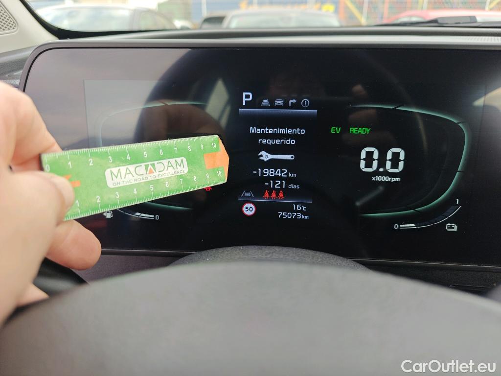  KIA  Sportage KIA  / 2022 / 5P / todoterreno 1.6 T-GDi HEV 171kW (230CV) Drive 4X2 #42