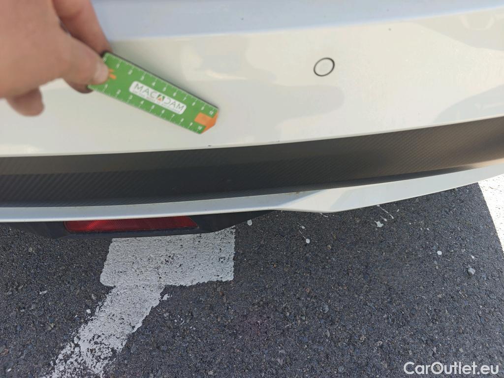  Nissan  Micra NISSAN  / 2017 / 5P / berlina con portón IG-T 74 kW (100 CV) E6D CVT N-Connecta #10