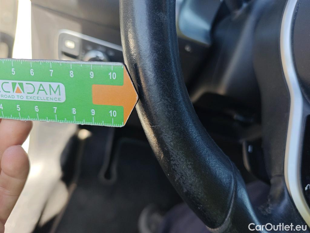  Mercedes  GLB MERCEDES-BENZ  / 2019 / 5P / todoterreno 2.0  200 D DCT 110KW (150CV) #29