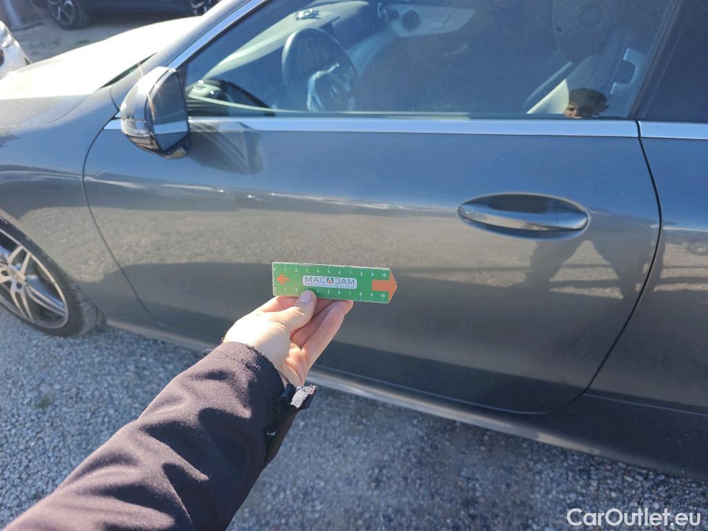  Mercedes  E-Klasse MERCEDES-BENZ Clase E / 2016 / 2P / coupé Coupé E 220 d #8