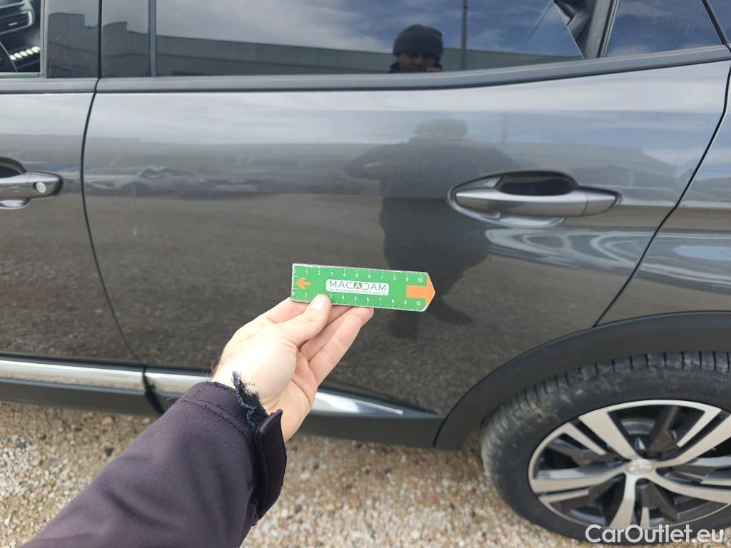  Peugeot  3008 PEUGEOT  Hybrid / 2020 / 5P / todoterreno 225 e-EAT8 Allure (AC2) #4