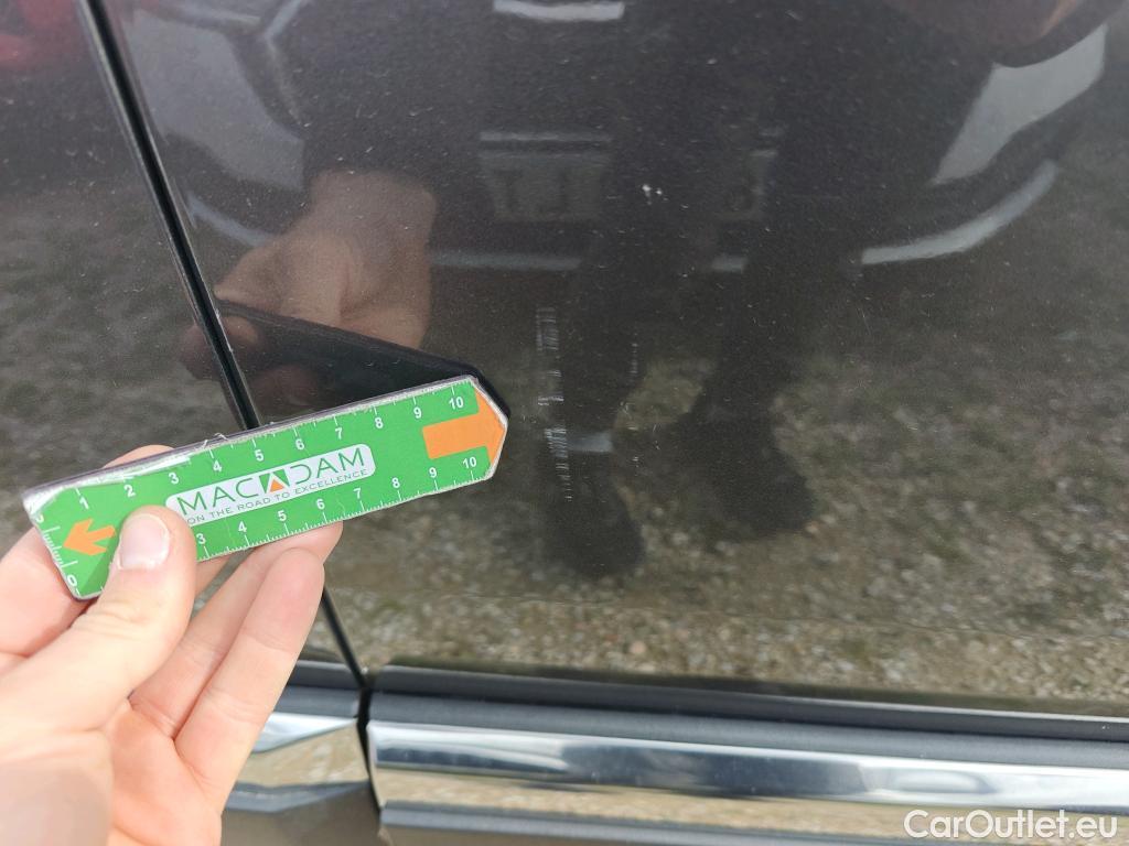  Peugeot  3008 PEUGEOT  Hybrid / 2020 / 5P / todoterreno 225 e-EAT8 Allure (AC2) #3