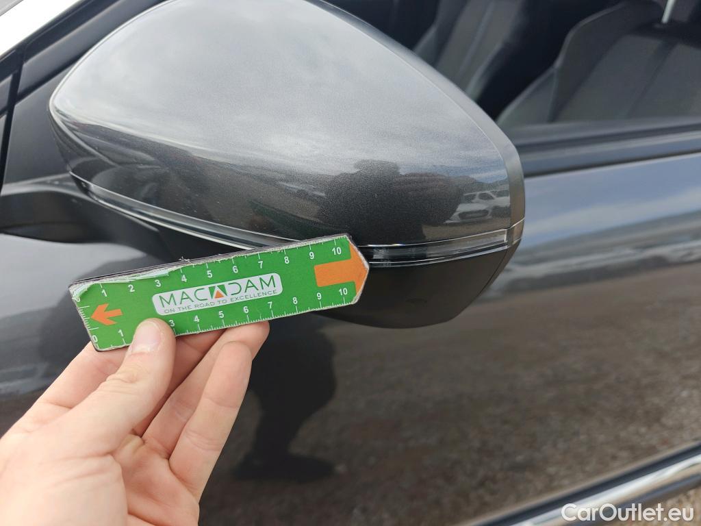  Peugeot  3008 PEUGEOT  Hybrid / 2020 / 5P / todoterreno 225 e-EAT8 Allure (AC2) #42