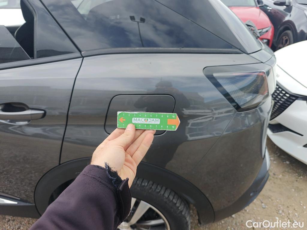  Peugeot  3008 PEUGEOT  Hybrid / 2020 / 5P / todoterreno 225 e-EAT8 Allure (AC2) #26