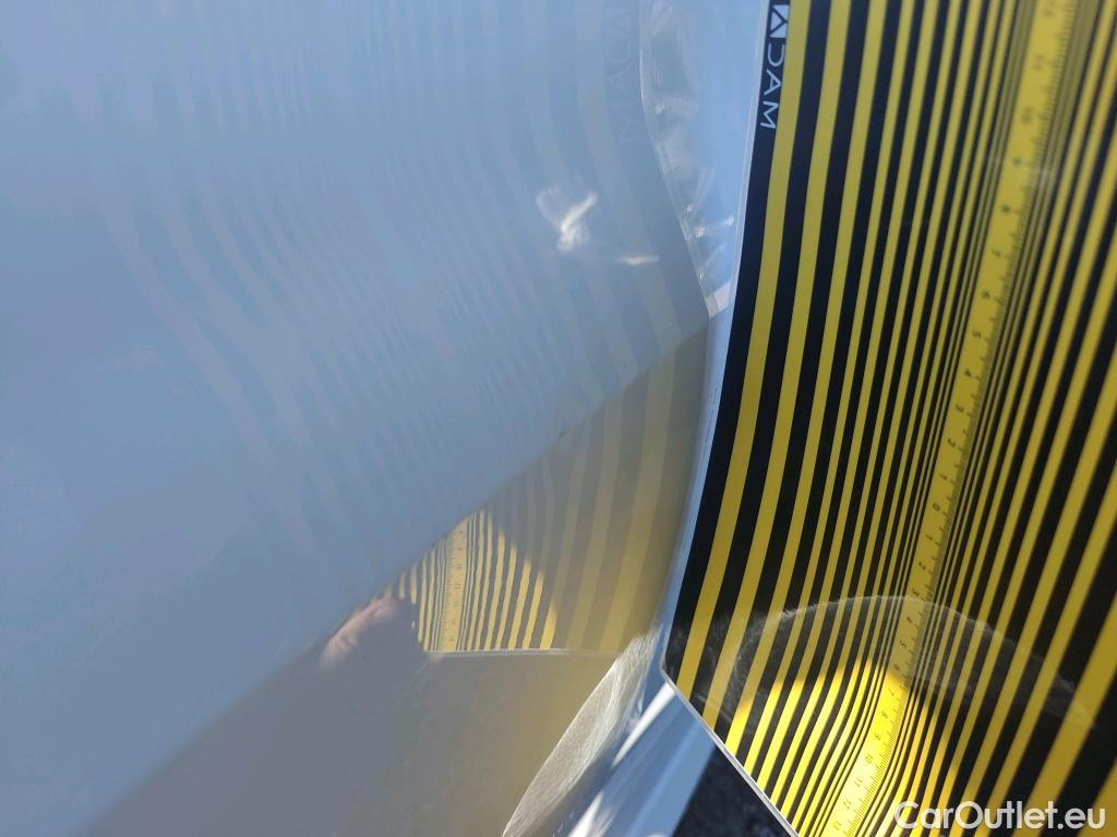  Peugeot  208 PEUGEOT e- / 2019 / 5P / berlina con portón Eléctrico Active #6