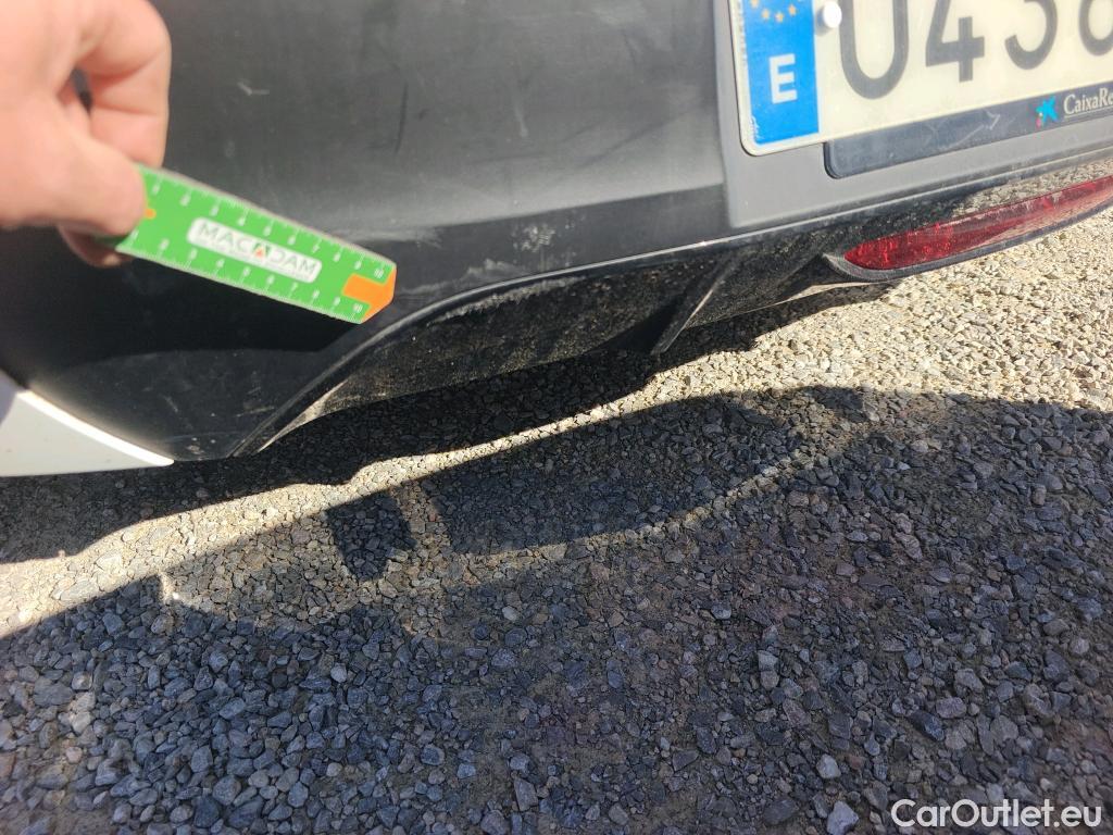  Peugeot  208 PEUGEOT e- / 2019 / 5P / berlina con portón Eléctrico Active #23