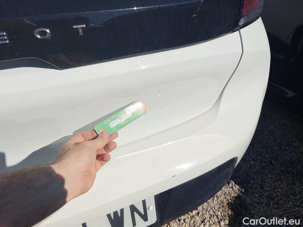  Peugeot  208 PEUGEOT e- / 2019 / 5P / berlina con portón Eléctrico Active #20