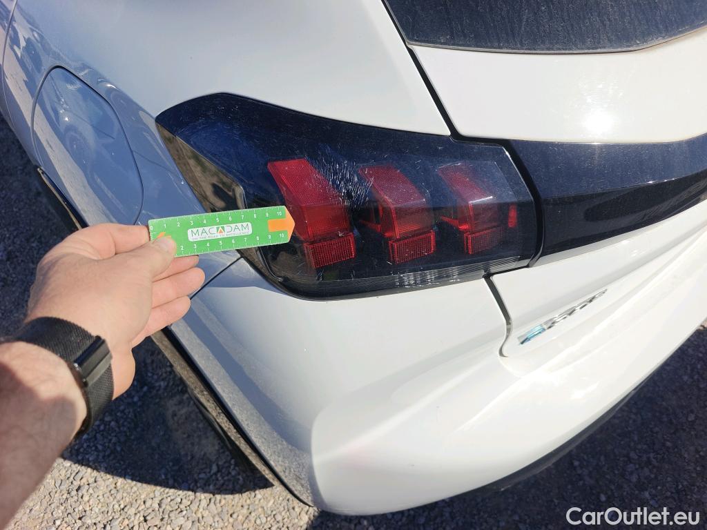  Peugeot  208 PEUGEOT e- / 2019 / 5P / berlina con portón Eléctrico Active #2