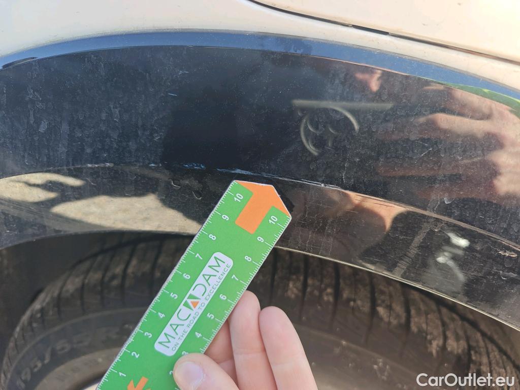  Peugeot  208 PEUGEOT e- / 2019 / 5P / berlina con portón Eléctrico Active #29