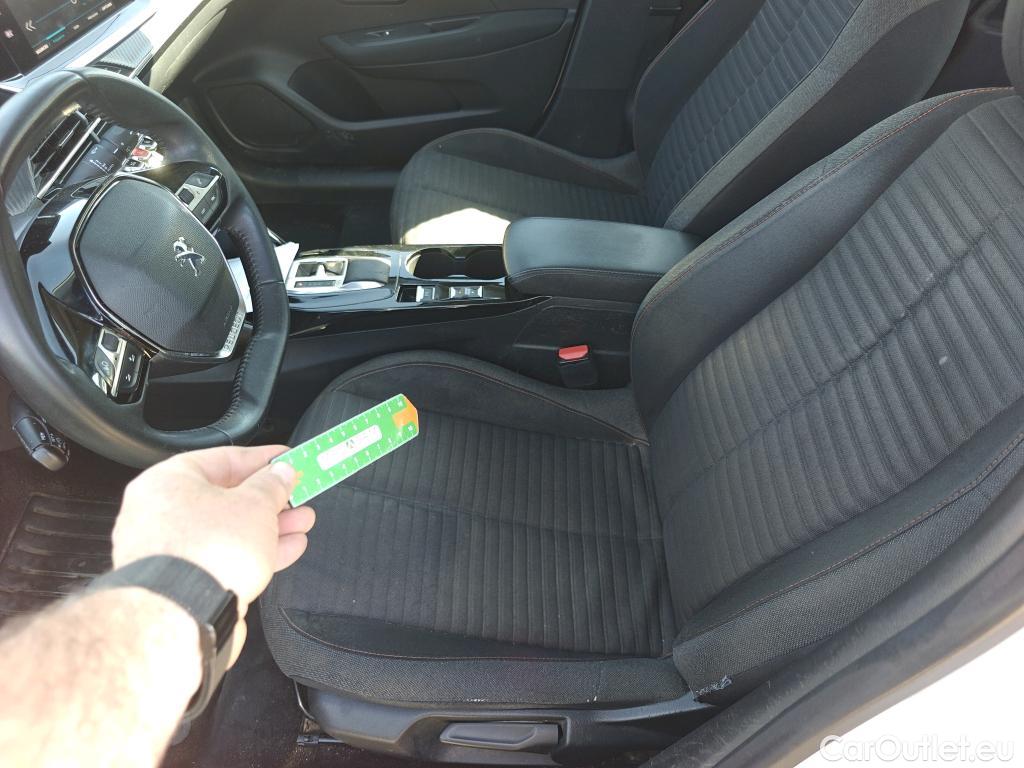  Peugeot  208 PEUGEOT e- / 2019 / 5P / berlina con portón Eléctrico Active #21