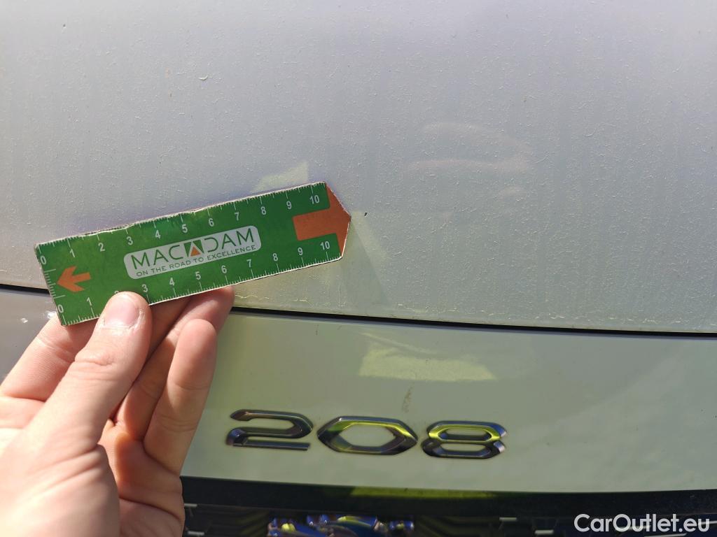  Peugeot  208 PEUGEOT e- / 2019 / 5P / berlina con portón Eléctrico Active #37