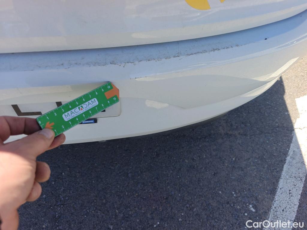  Renault  Megane RENAULT Mégane / 2020 / 5P / berlina con portón Business Blue dCi 85 kW (115CV) #9