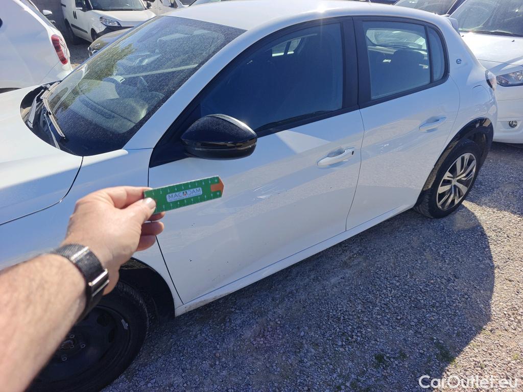  Peugeot  208 PEUGEOT e- / 2019 / 5P / berlina con portón Eléctrico Active #3