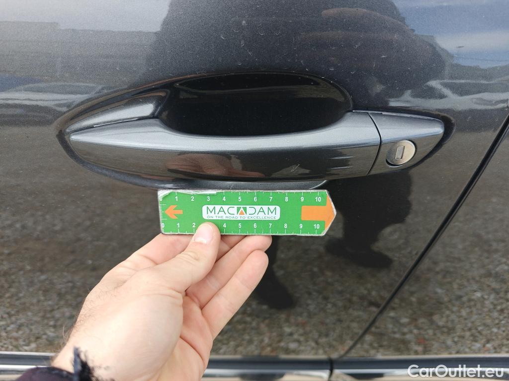  Peugeot  3008 PEUGEOT  Hybrid / 2020 / 5P / todoterreno 225 e-EAT8 Allure (AC2) #52