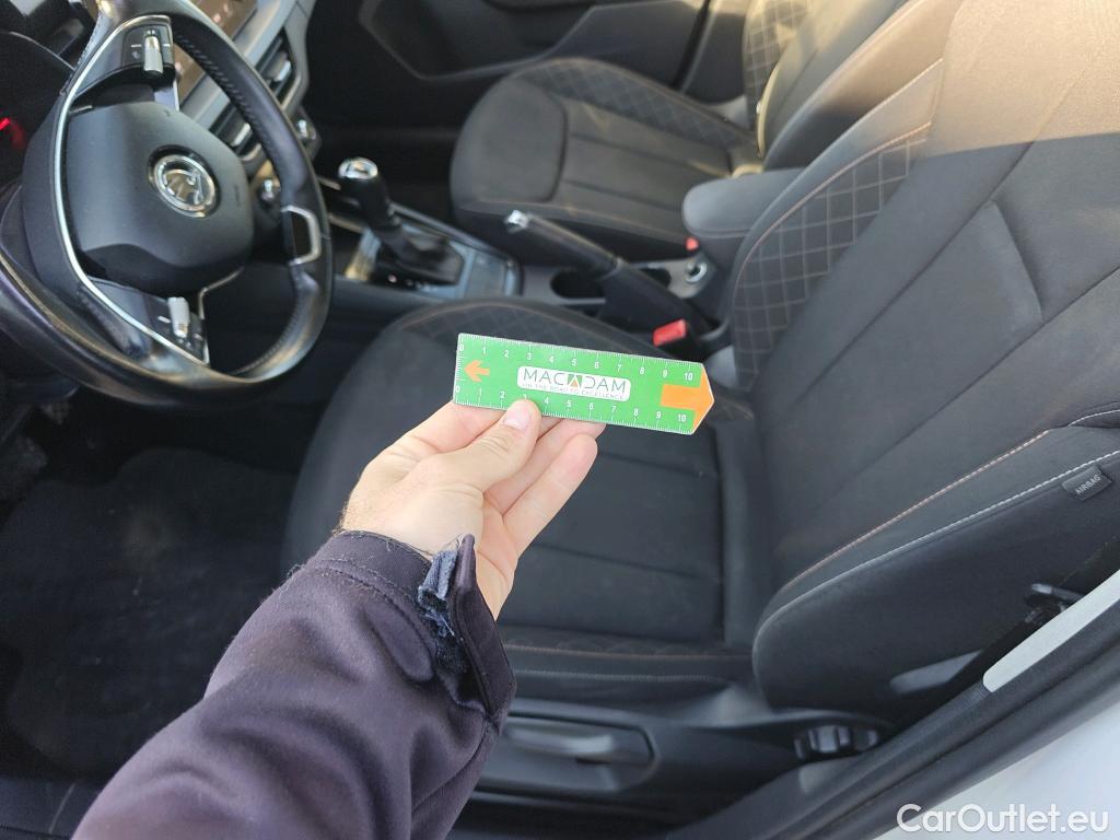  Skoda  KAMIQ SKODA  1.0 TSI 81kW (110CV) DSG Ambition #27