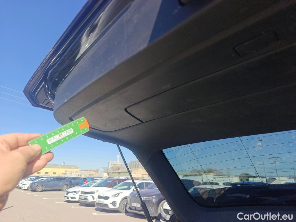  Volvo  V60 VOLVO  / 2018 / 5P / familiar 2.0 B4 (D) Momentum Auto #24