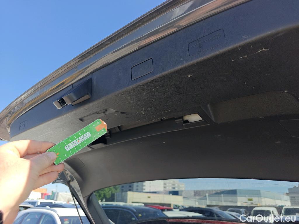  Volkswagen  Golf  VOLKSWAGEN / 2020 / 5P / familiar Life 1.0 eTSI 81kW (110CV) DSG Variant #6