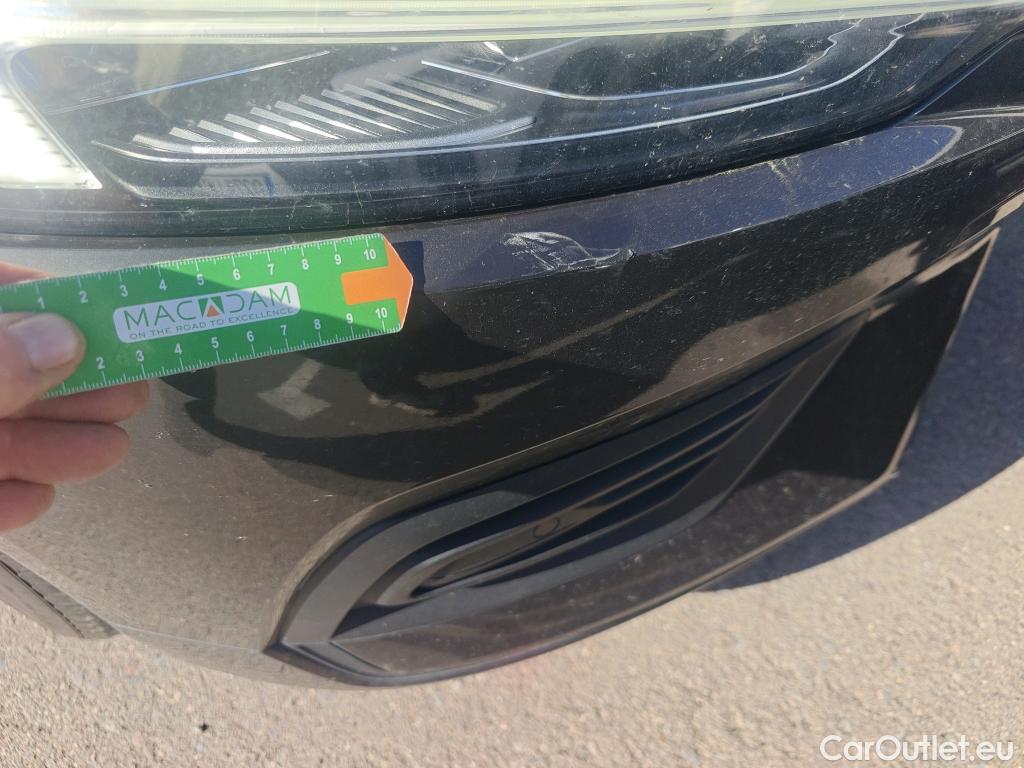  Volvo  V60 VOLVO  / 2018 / 5P / familiar 2.0 B4 (D) Momentum Auto #22