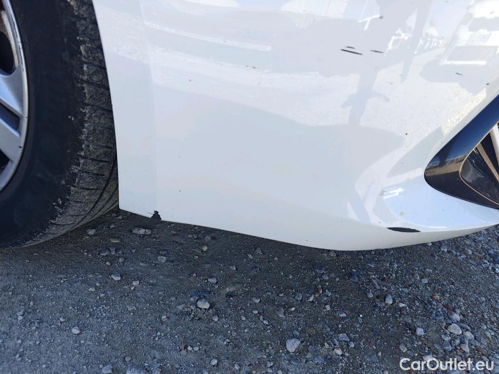  Toyota  Corolla TOYOTA  / 2019 / 5P / berlina con portón 1.8 125H BUSINESS PLUS E-CVT #43