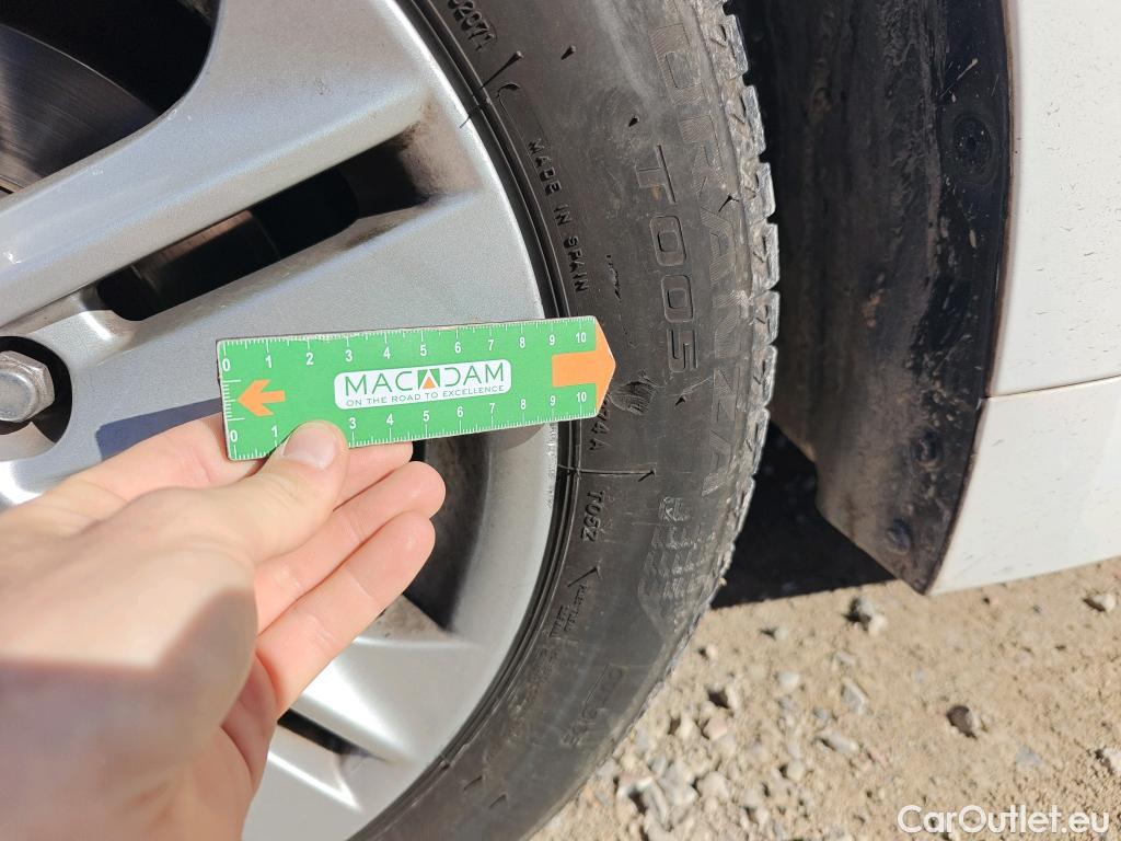  Toyota  Corolla TOYOTA  / 2019 / 5P / berlina con portón 1.8 125H BUSINESS PLUS E-CVT #31