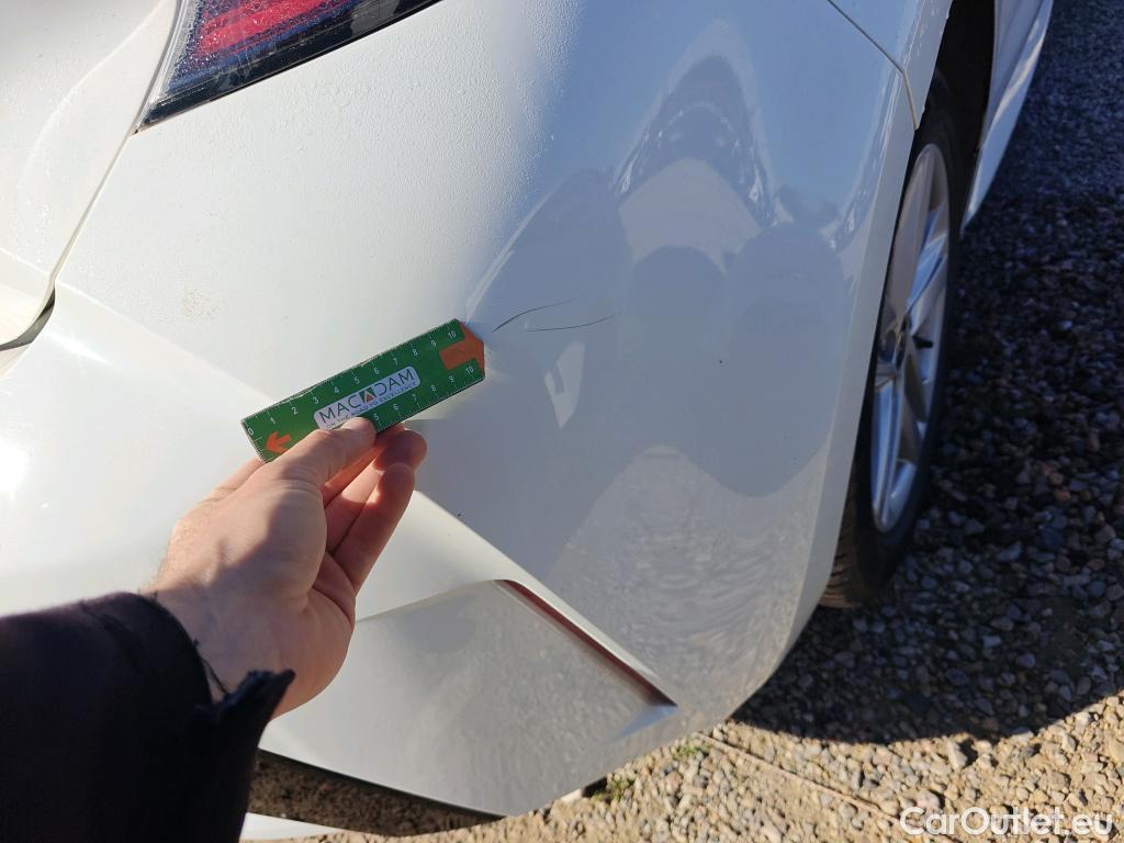  Toyota  Corolla TOYOTA  1.8 125H ACTIVE TECH E-CVT #26