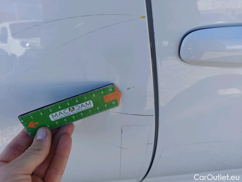  Toyota  Corolla TOYOTA  / 2019 / 5P / berlina con portón 1.8 125H BUSINESS PLUS E-CVT #54