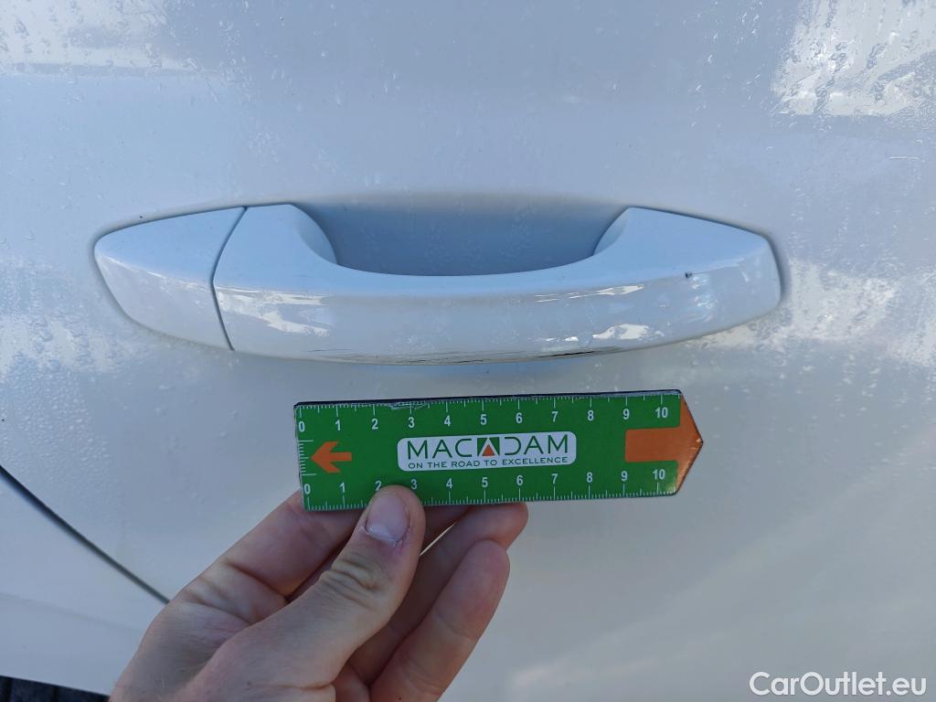  Skoda  KAMIQ SKODA  1.0 TSI 81kW (110CV) DSG Ambition #29