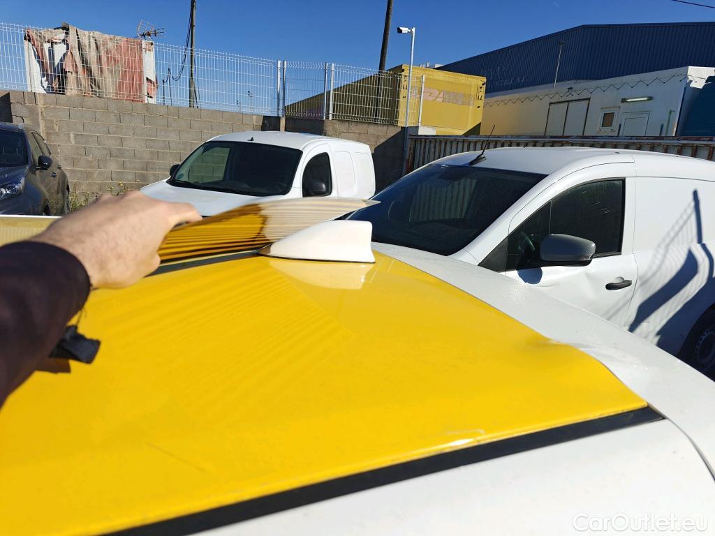  Toyota  Corolla TOYOTA  / 2019 / 5P / berlina con portón 1.8 125H BUSINESS PLUS E-CVT #13