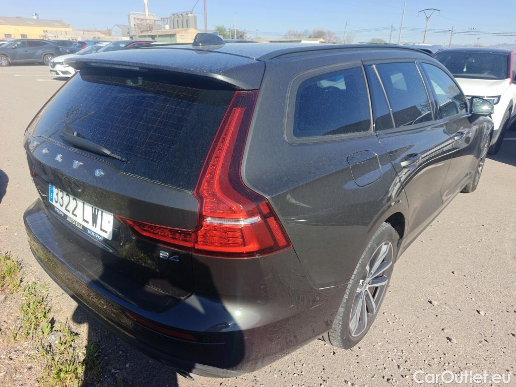  Volvo  V60 VOLVO  / 2018 / 5P / familiar 2.0 B4 (D) Momentum Auto #17