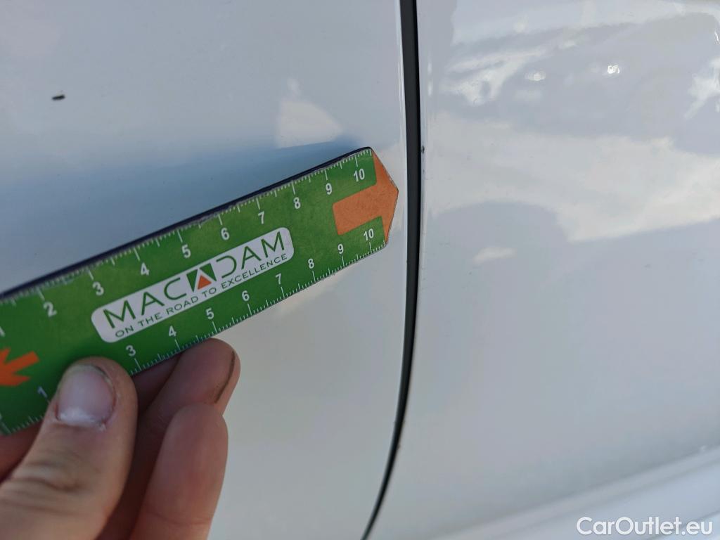  Toyota  Corolla TOYOTA  1.8 125H ACTIVE TECH E-CVT #46