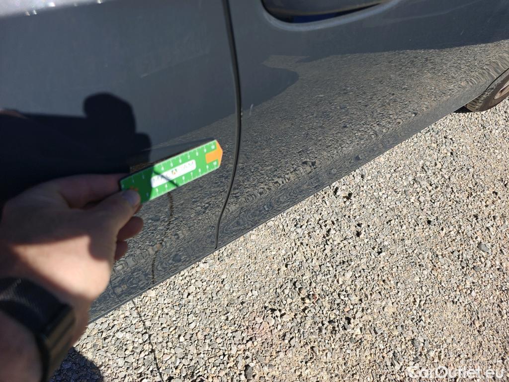  Volkswagen  Golf  VOLKSWAGEN / 2020 / 5P / familiar Life 1.0 eTSI 81kW (110CV) DSG Variant #14