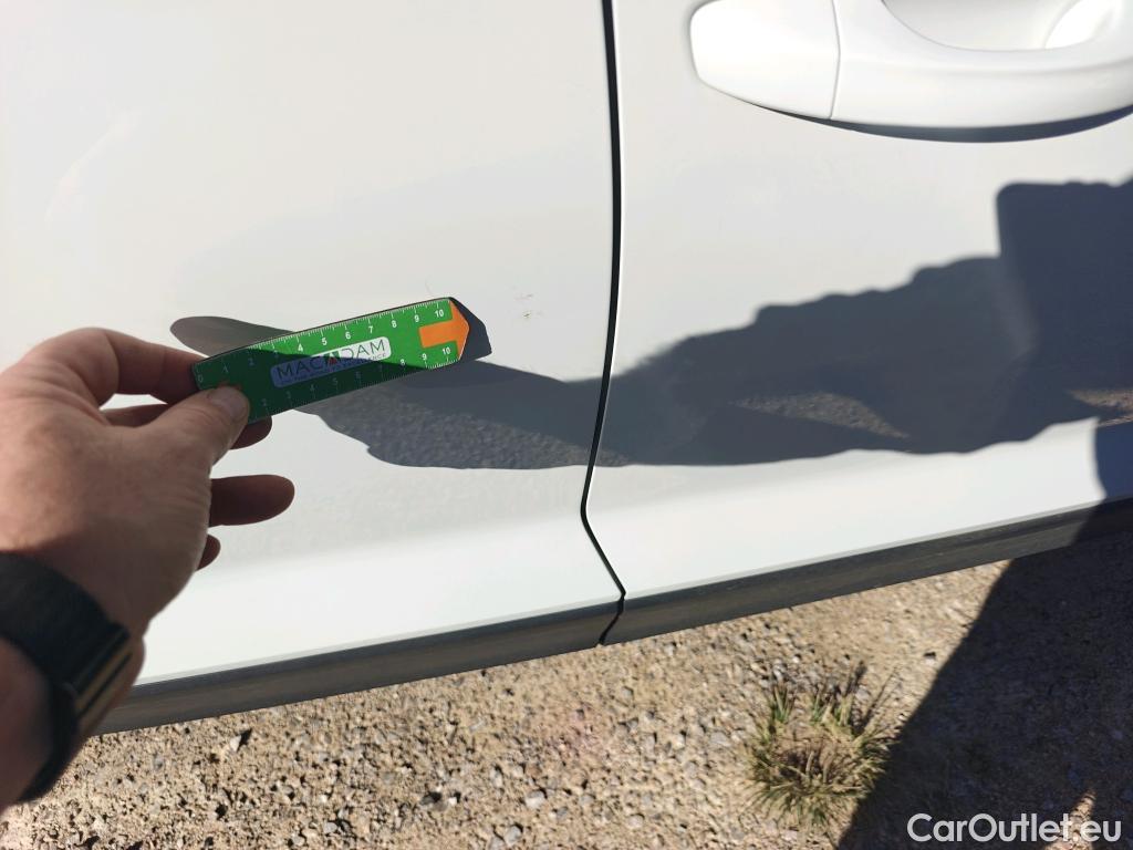  Volkswagen  T-ROC  2.0 TDI 115CV MT6 E6d #7