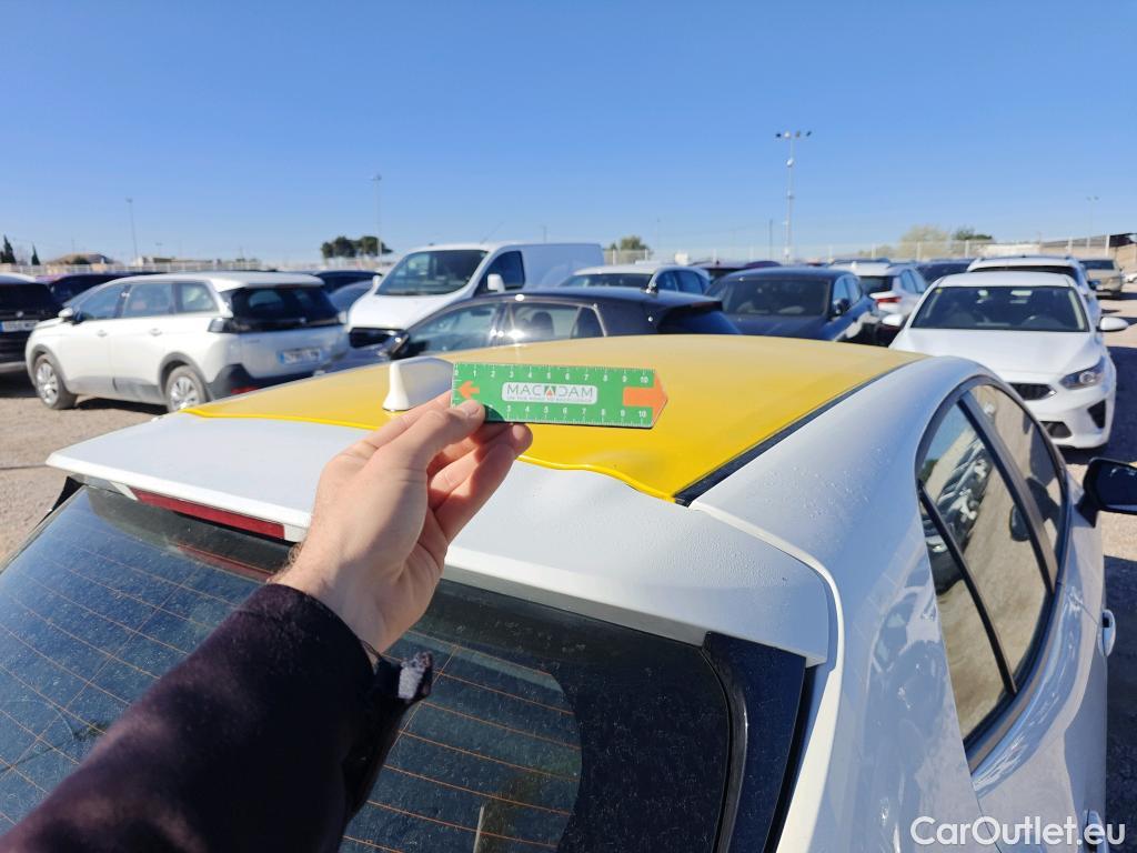  Toyota  Corolla TOYOTA  / 2019 / 5P / berlina con portón 1.8 125H BUSINESS PLUS E-CVT #7