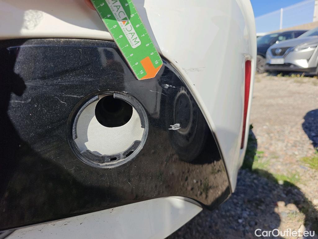  Toyota  Corolla TOYOTA  / 2019 / 5P / berlina con portón 1.8 125H BUSINESS PLUS E-CVT #68