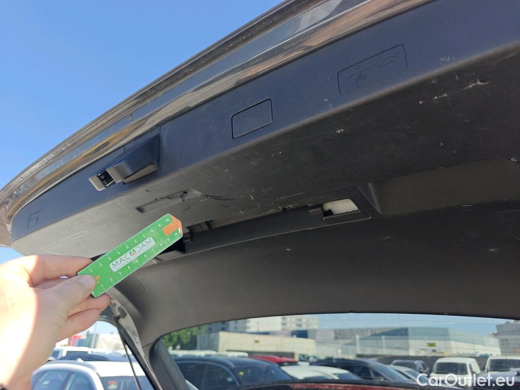  Volkswagen  Golf  VOLKSWAGEN / 2020 / 5P / familiar Life 1.0 eTSI 81kW (110CV) DSG Variant #5