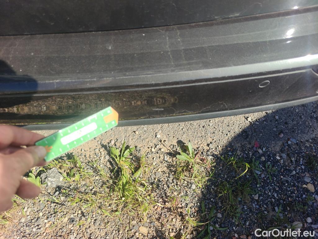  Volvo  V60 VOLVO  / 2018 / 5P / familiar 2.0 B4 (D) Momentum Auto #19