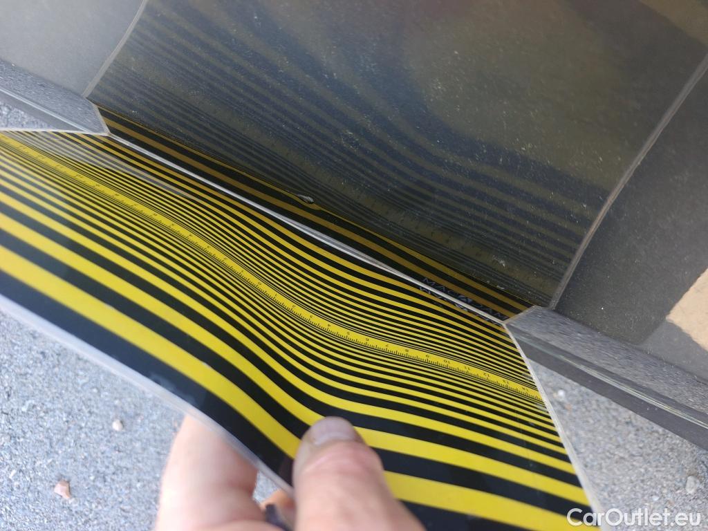  Volvo  V60 VOLVO  / 2018 / 5P / familiar 2.0 B4 (D) Momentum Auto #35