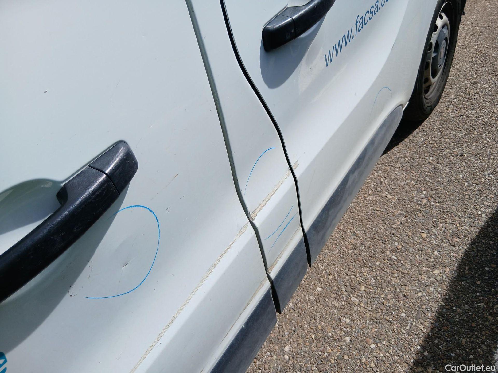  Fiat  Talento FIAT  / 2016 / 4P / furgón N1 1.2 Base Corto 1.6 MJet 88kW (120CV) #54