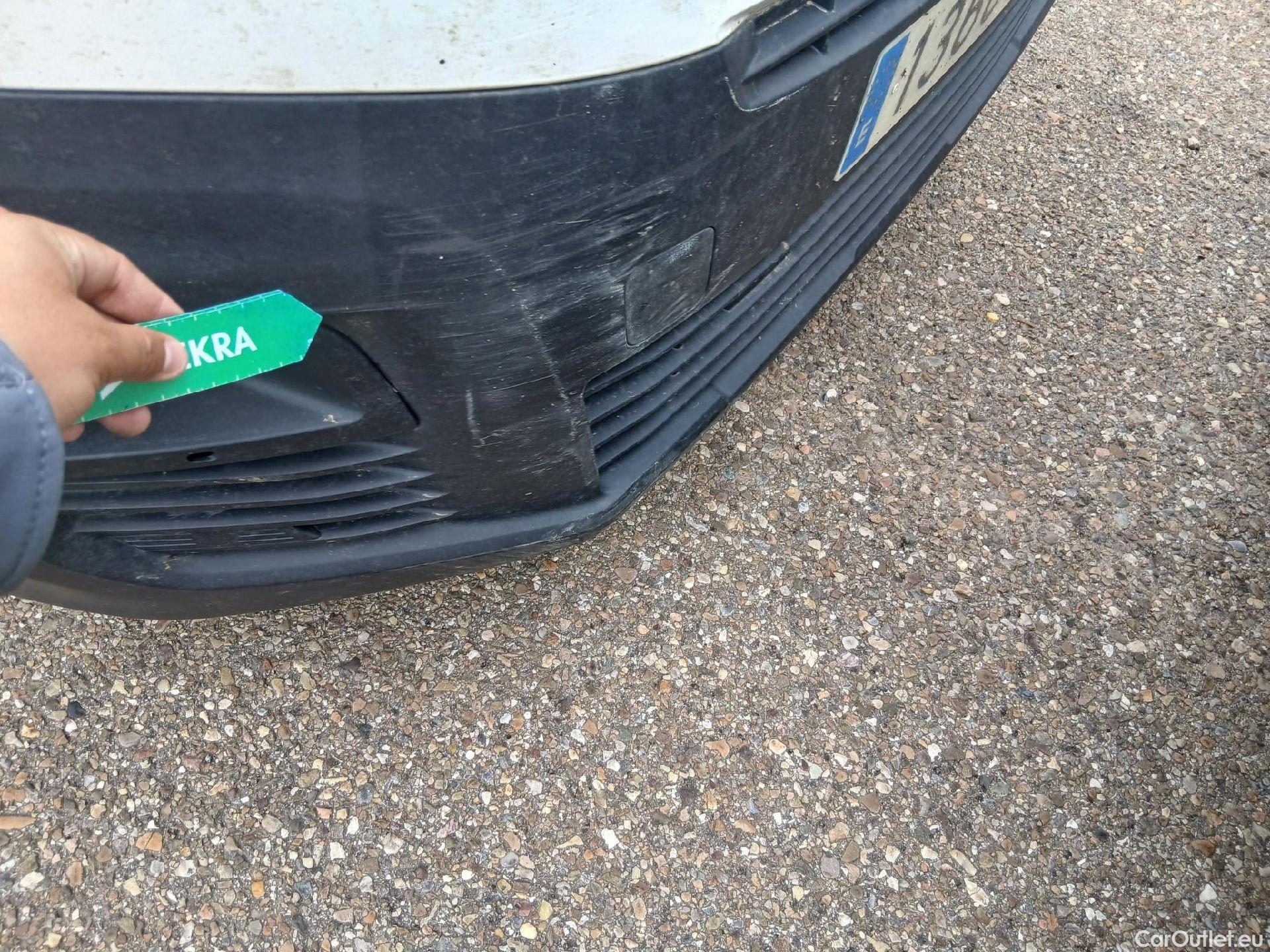  Citroen  Berlingo CITROEN  / 2018 / 3P / furgón derivado de turismo Talla M BlueHDi 100 CONTROL #9