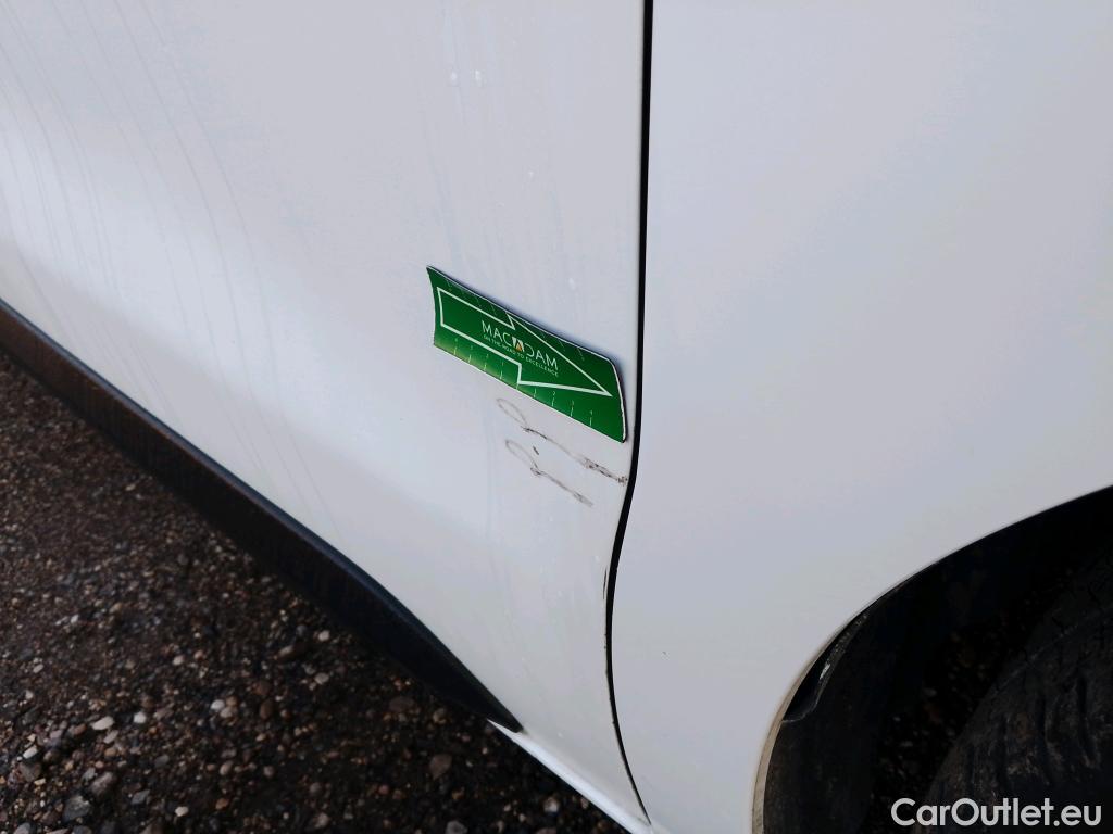  Citroen  Jumpy CITROEN  / 2016 / 4P / furgón ë- Talla M 75 KWh Club #2