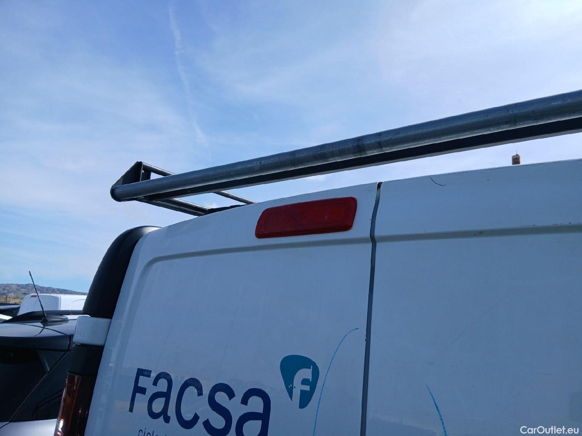  Fiat  Talento FIAT  / 2016 / 4P / furgón N1 1.2 Base Corto 1.6 MJet 88kW (120CV) #35