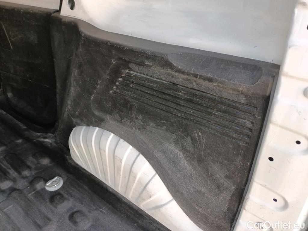  Citroen  Berlingo CITROEN  / 2018 / 3P / furgón derivado de turismo Talla M BlueHDi 73kW CONTROL #32