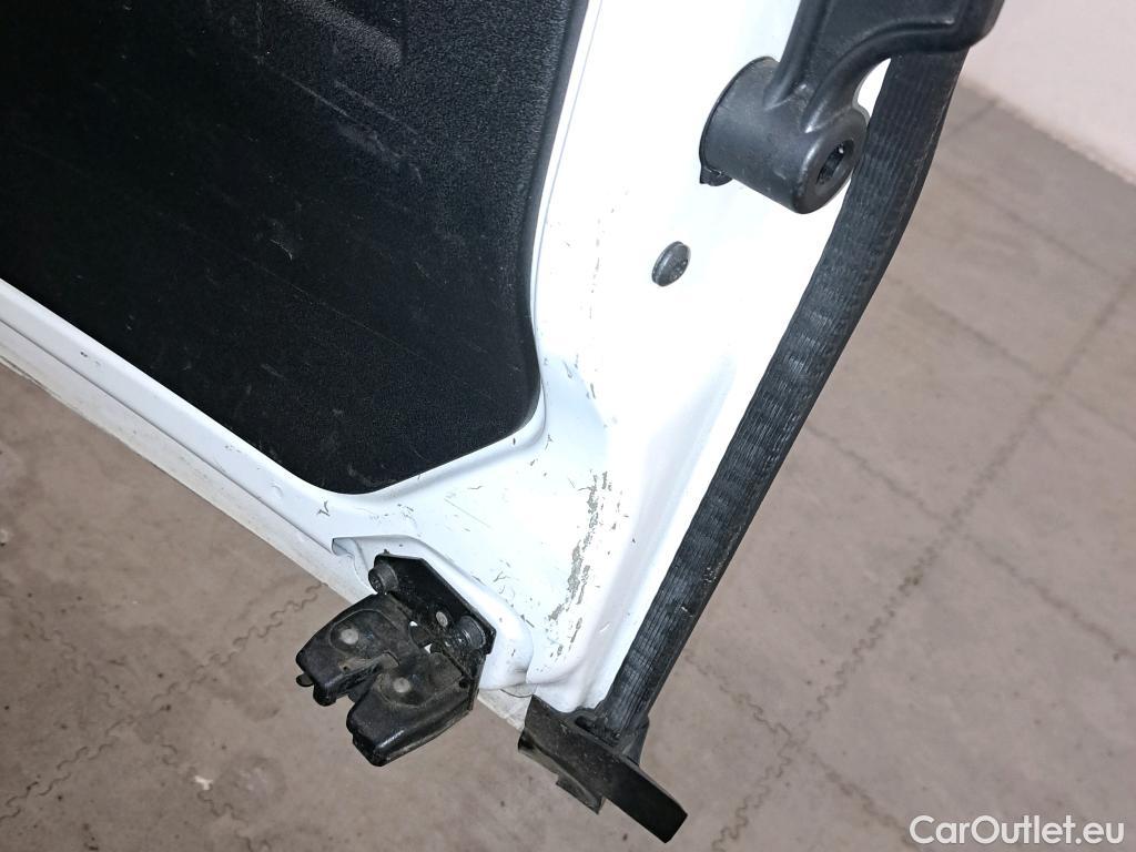  Fiat  Doblo FIAT Doblò Cargo/2015/4P/furgón derivado de turismo Cargo SX 1.3 Mjet 70 kW (95 CV) #31