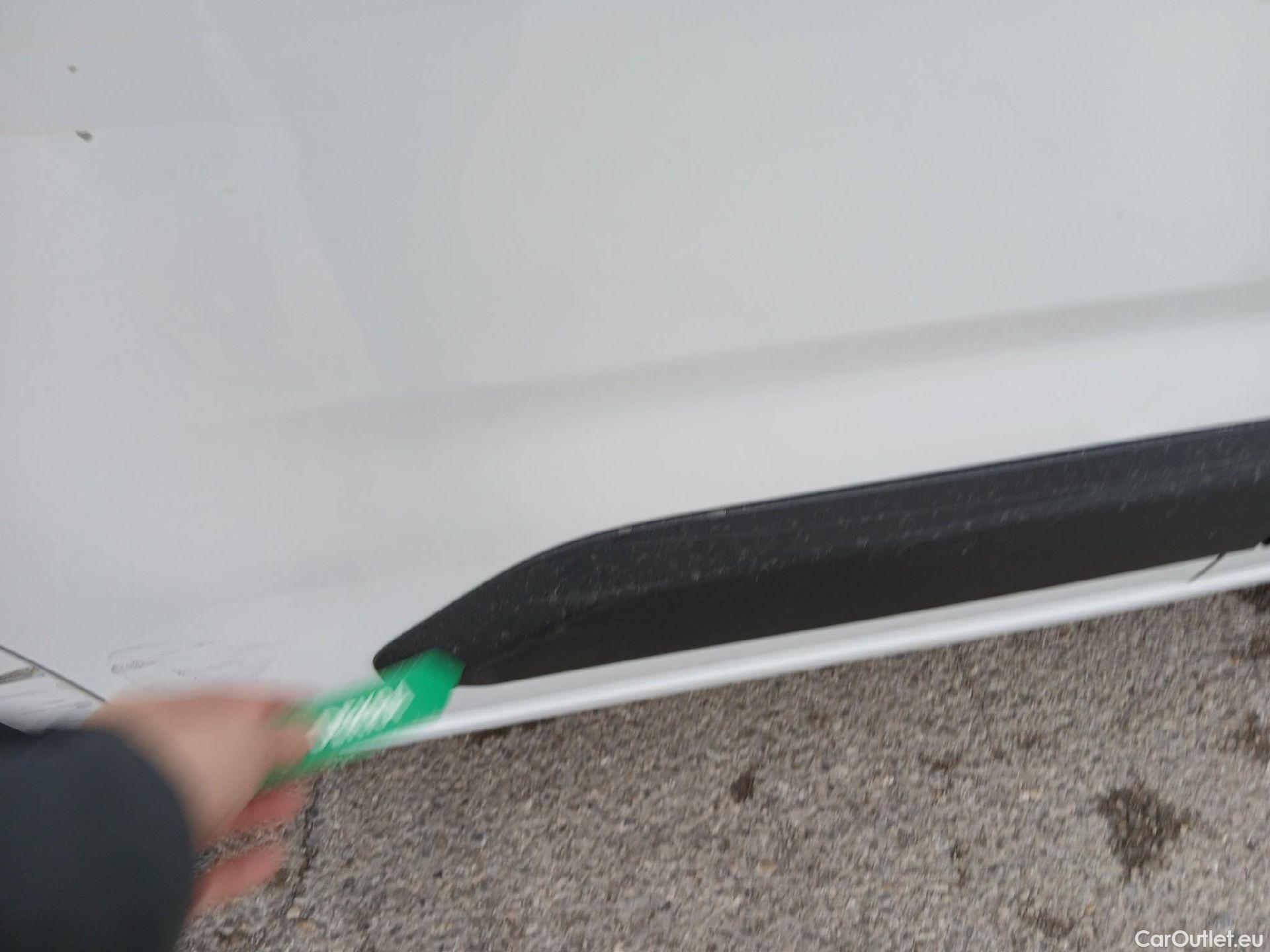  Land Rover  Discovery FIAT Doblò / 2022 / 5P / combi Combi (N1) BlueHDi 1.5 L 100CV (AC)  #39